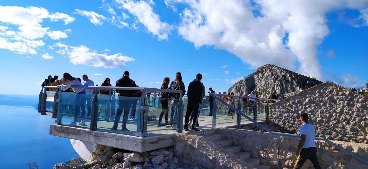 Mare * Makarska